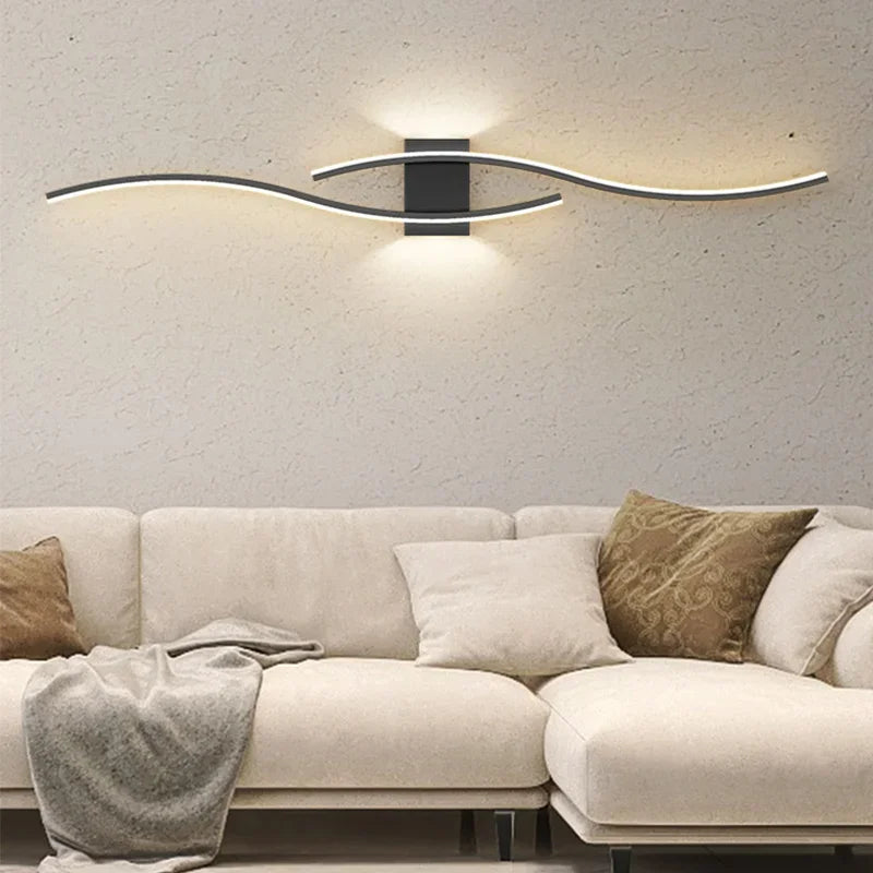 Moderne LED Wandlampe – Schwarze, Weiße und Goldene Wandlicht-Applikation für Wohnraum, Schlafzimmer, Nachttisch und dekorative Beleuchtung