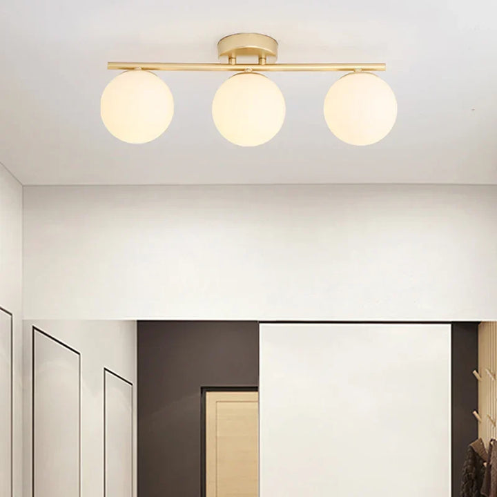 Moderne Nordische LED-Deckenleuchte – Goldene Eisen- und Glaslampe für Flur, Gang, Garderobe, Balkon und Schlafzimmer