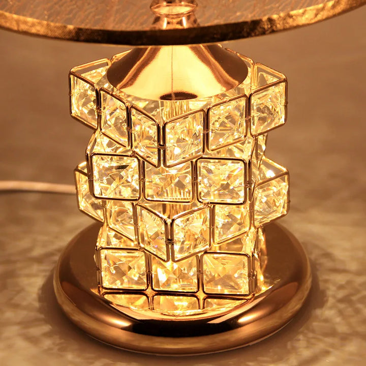 Moderne Kristall Tischlampe – Europäischer Stil Luxuriöse Lampe für Hochzeitsgeschenkideen, Süße Schlafzimmer und Wohnkultur