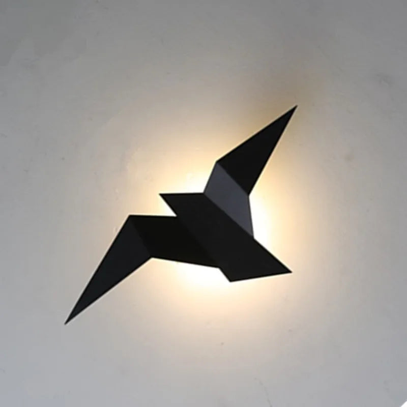 Nordic LED Vogel Wandlampe – Moderne Wandbeleuchtung für Schlafzimmer, Wohnzimmer, Treppen und Nachttisch – Oben & Unten Beleuchtung, Eisen Schirm, AC-Betrieb