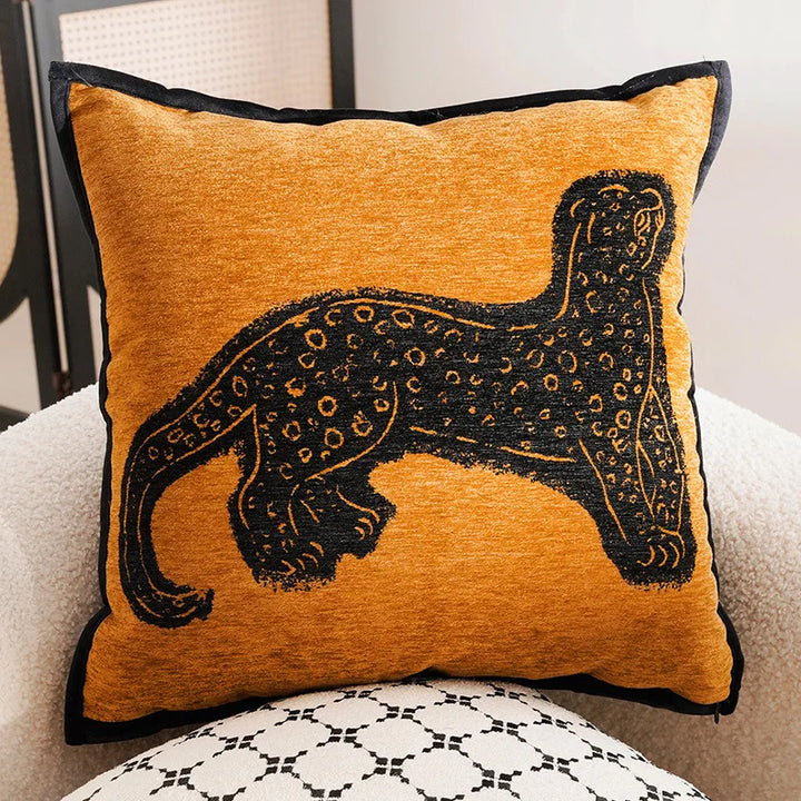 Luxuriös besticktes dekoratives Kissen mit Pferdedruck für Sofa und Wohnzimmer