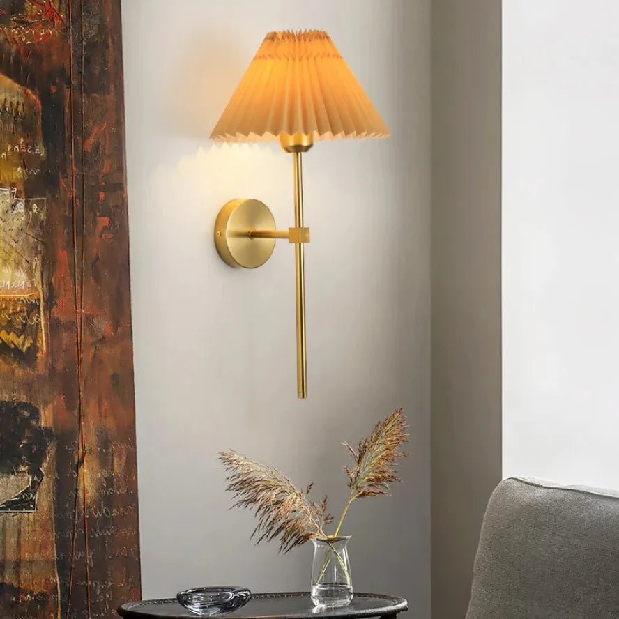 Nordic LED Wandleuchte – Modernes Retro-Design für Wohnzimmer, Schlafzimmer und Arbeitszimmer, E27-Fassung, Stoffschirm, Wandmontage