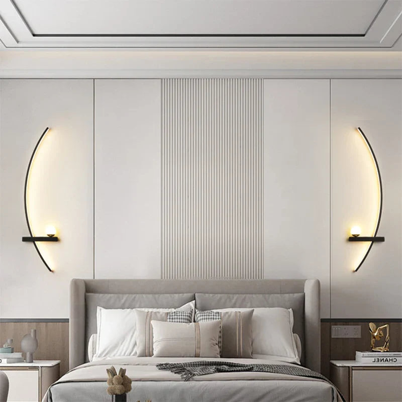 Moderne LED-Wandlampe Schwarz Gold - Schlankes Langstreifen-Design für vielseitige Beleuchtung