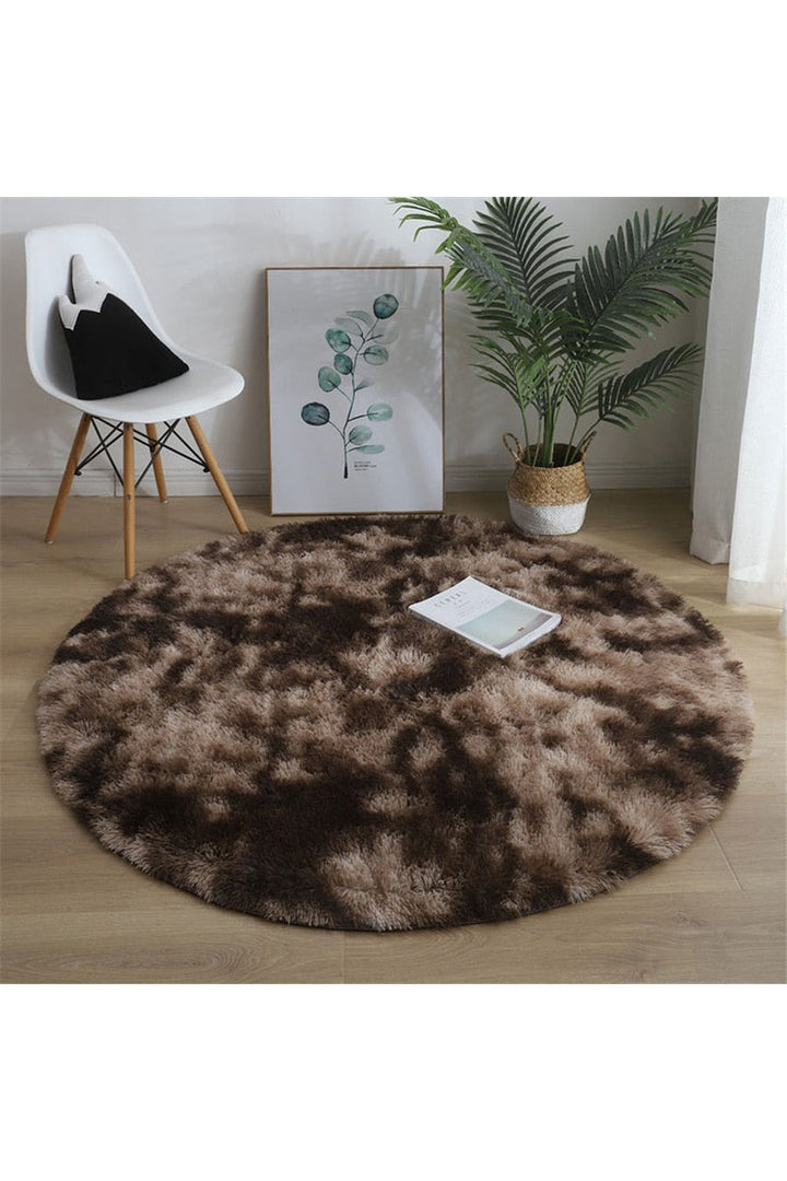 Flauschiger runder Teppich