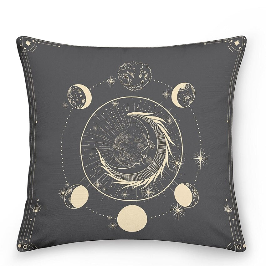 Dekokissen mit Sonne und Mond im astrologischen Stil
