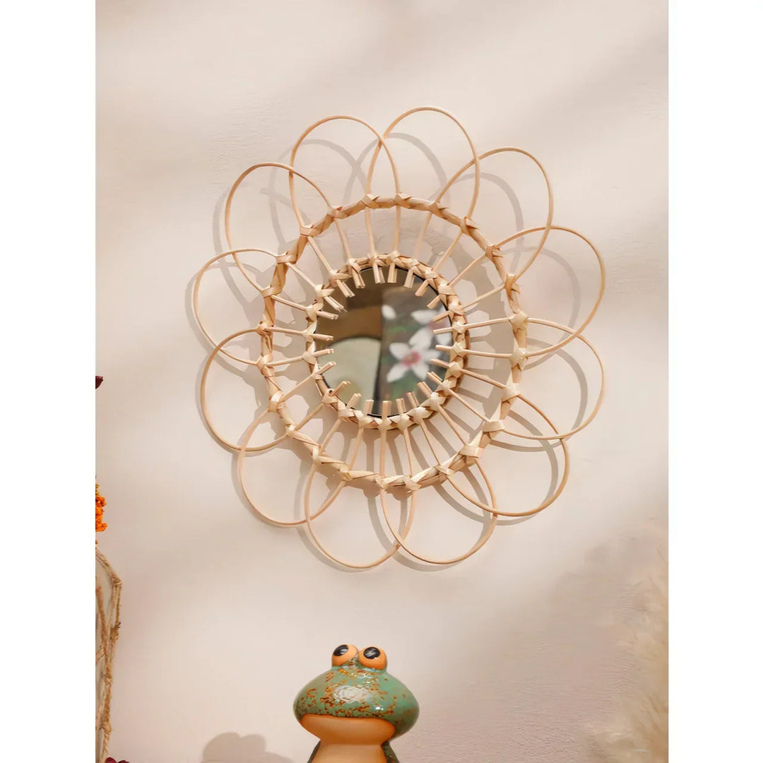 Handgefertigter Rattan Wandspiegel