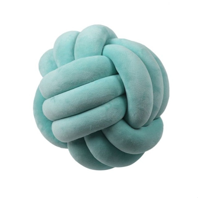 KNOT KISSING DECKE