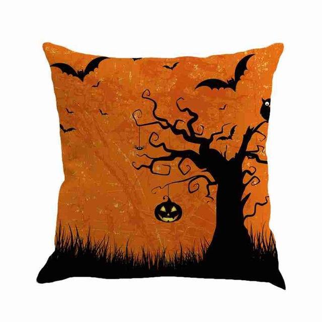 Gruselige Haus Halloween Kissenbezüge
