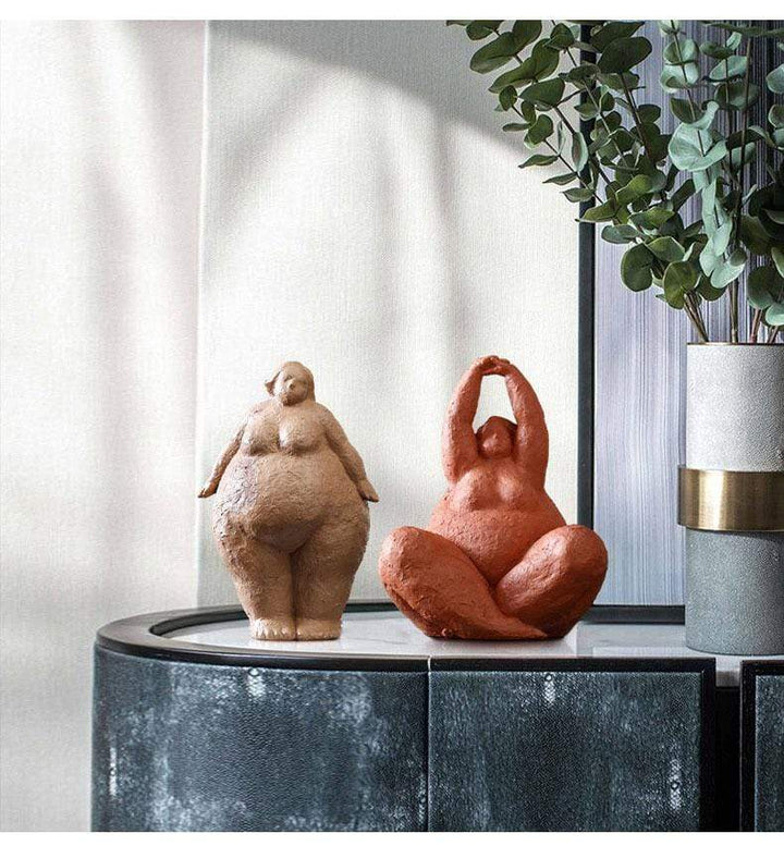 Selbstbewusste Damenfiguren