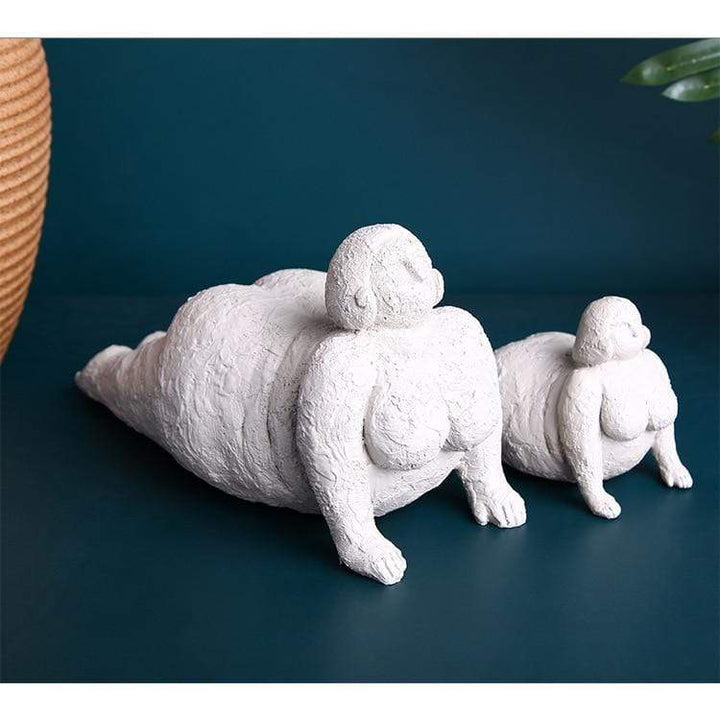 Selbstbewusste Damenfiguren